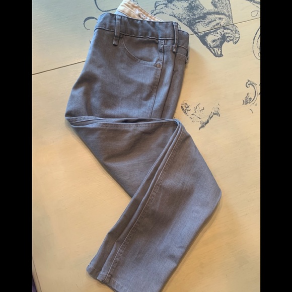 Rag & Bone. Handmade in NY. Grey with a touch of stretch - Picture 1 of 9